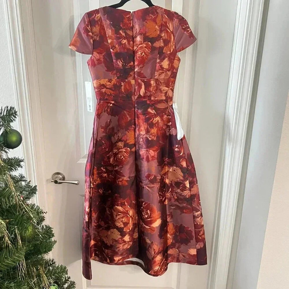 Kay Unger Floral Dress in Red and Orange - Picture 5 of 5
